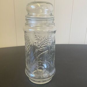 Vintage 1982 Planters Mr Peanut Glass Jar with Lid Etched Design 9"x3"